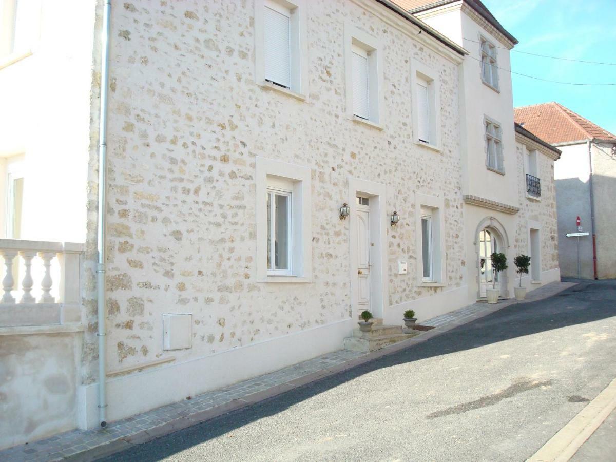 Chambres D'Hotes Karine Smej Châtillon-sur-Marne Exterior foto